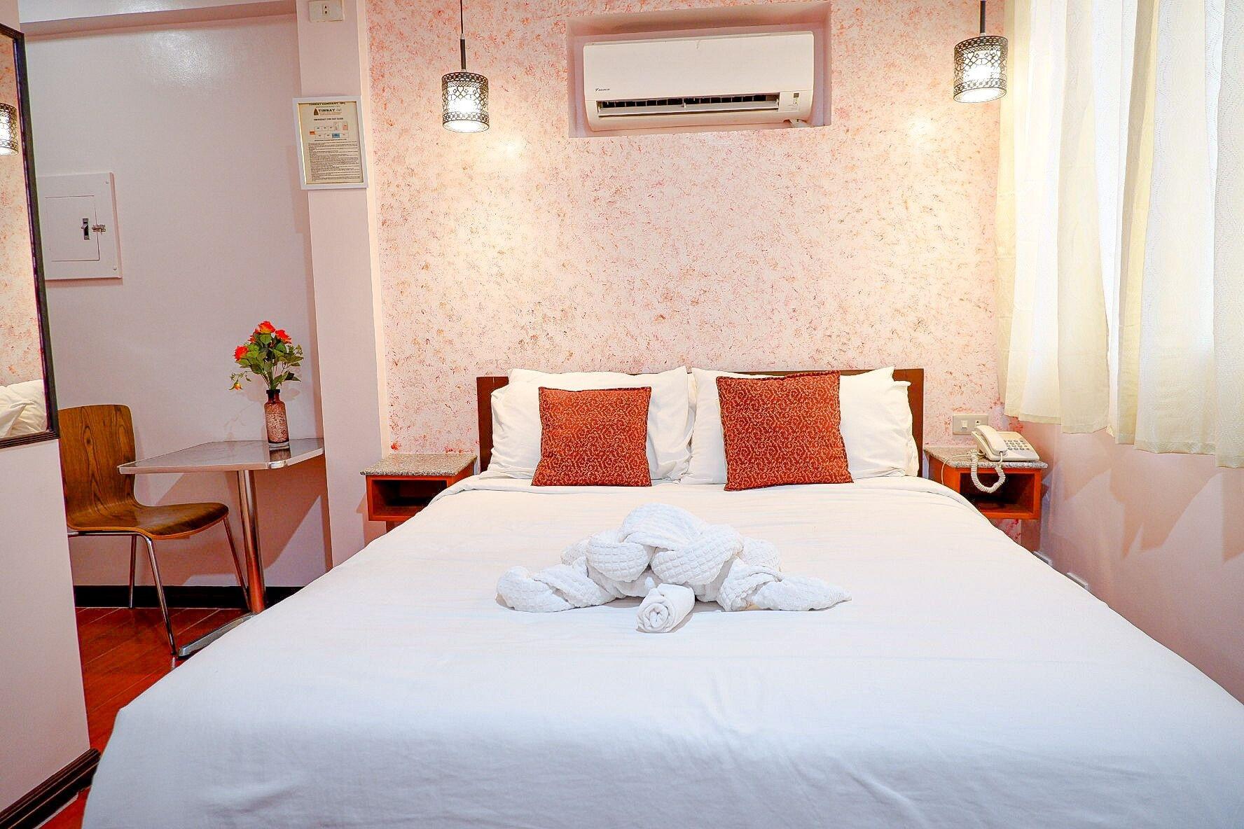 ทินแฮท บูติก โฮเต็ล แอนด์ เรสทัวรองต์ Bed & Breakfast Davao ภายนอก รูปภาพ