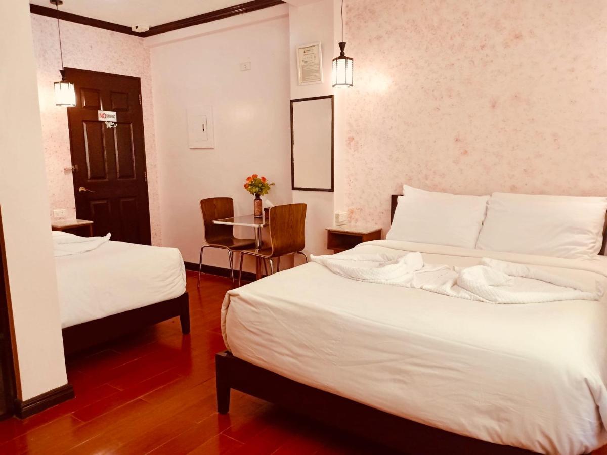 ทินแฮท บูติก โฮเต็ล แอนด์ เรสทัวรองต์ Bed & Breakfast Davao ภายนอก รูปภาพ