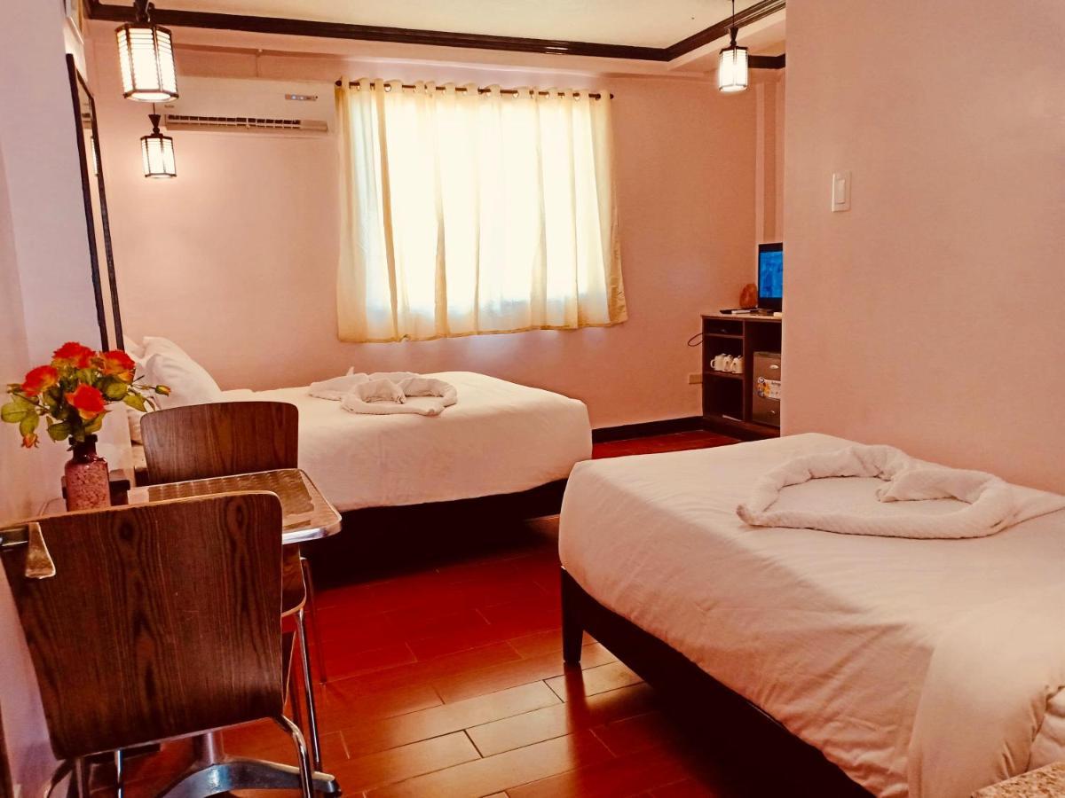 ทินแฮท บูติก โฮเต็ล แอนด์ เรสทัวรองต์ Bed & Breakfast Davao ภายนอก รูปภาพ